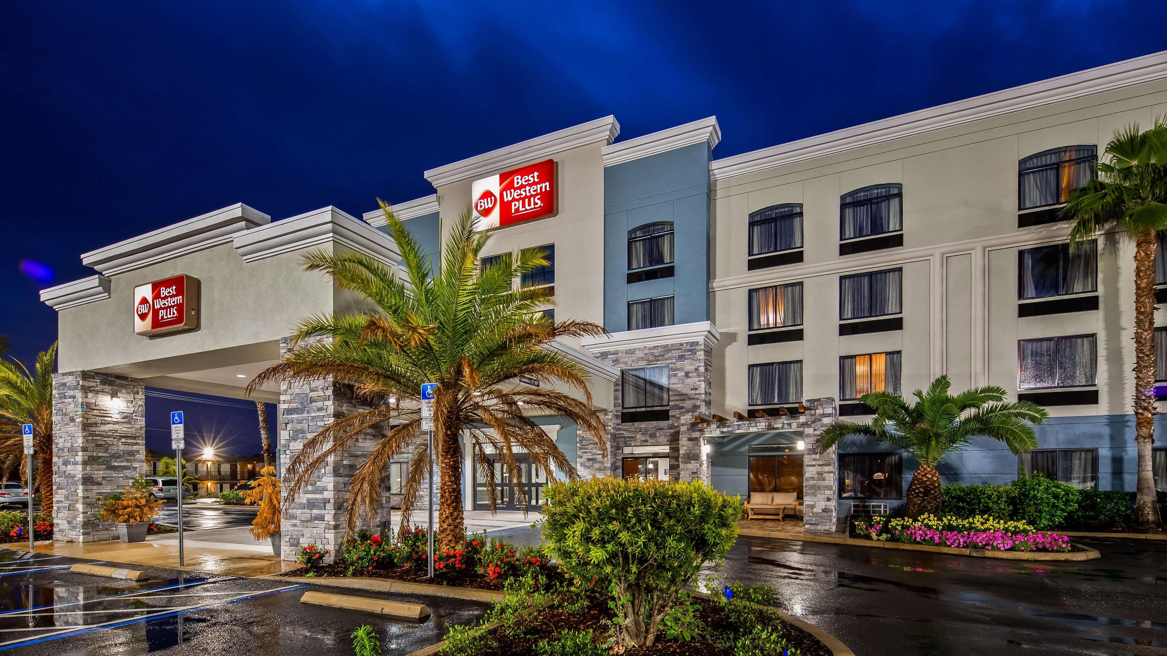 Best Western Plus New Caney Inn & Suites Екстер'єр фото