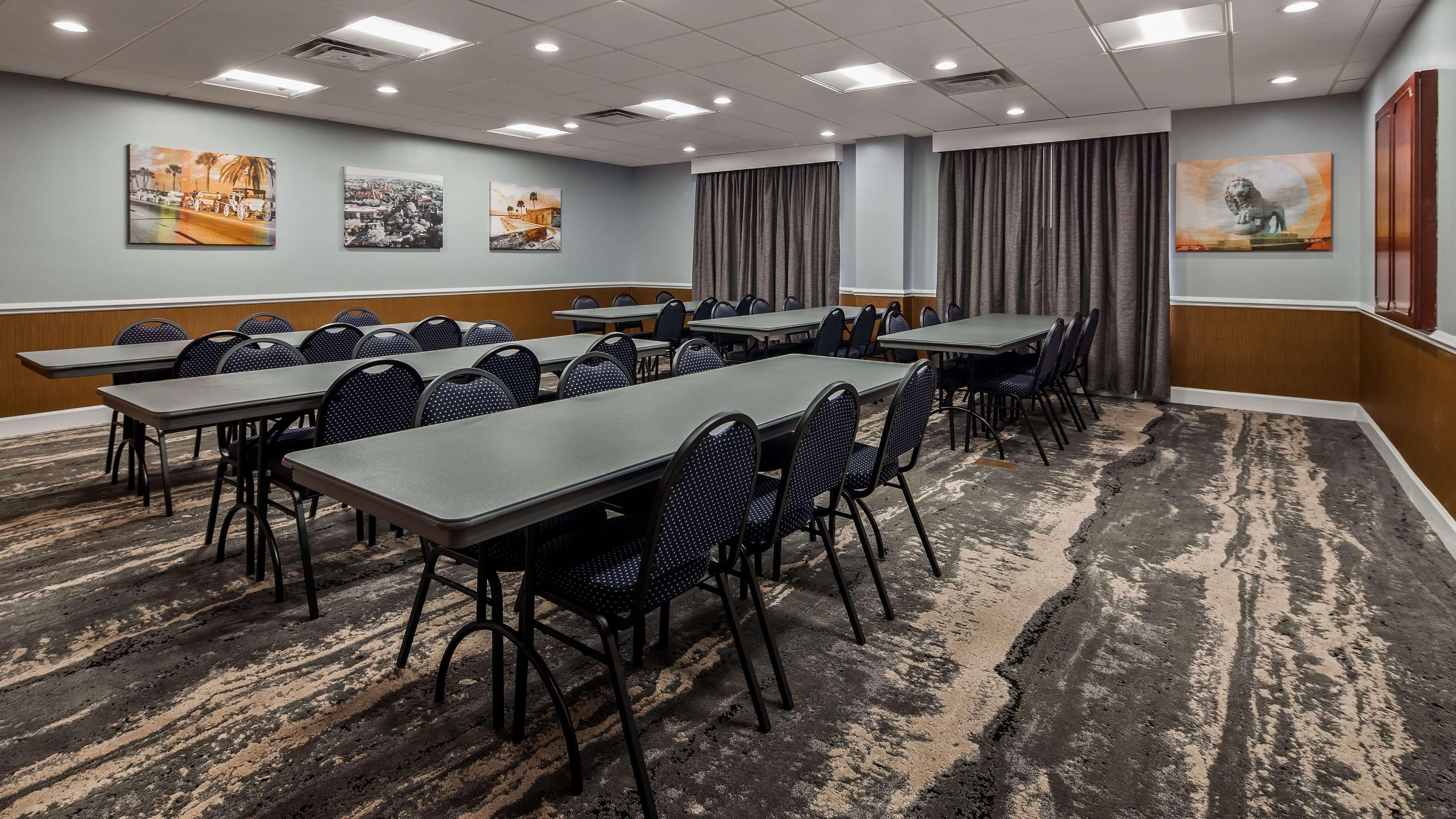 Best Western Plus New Caney Inn & Suites Екстер'єр фото