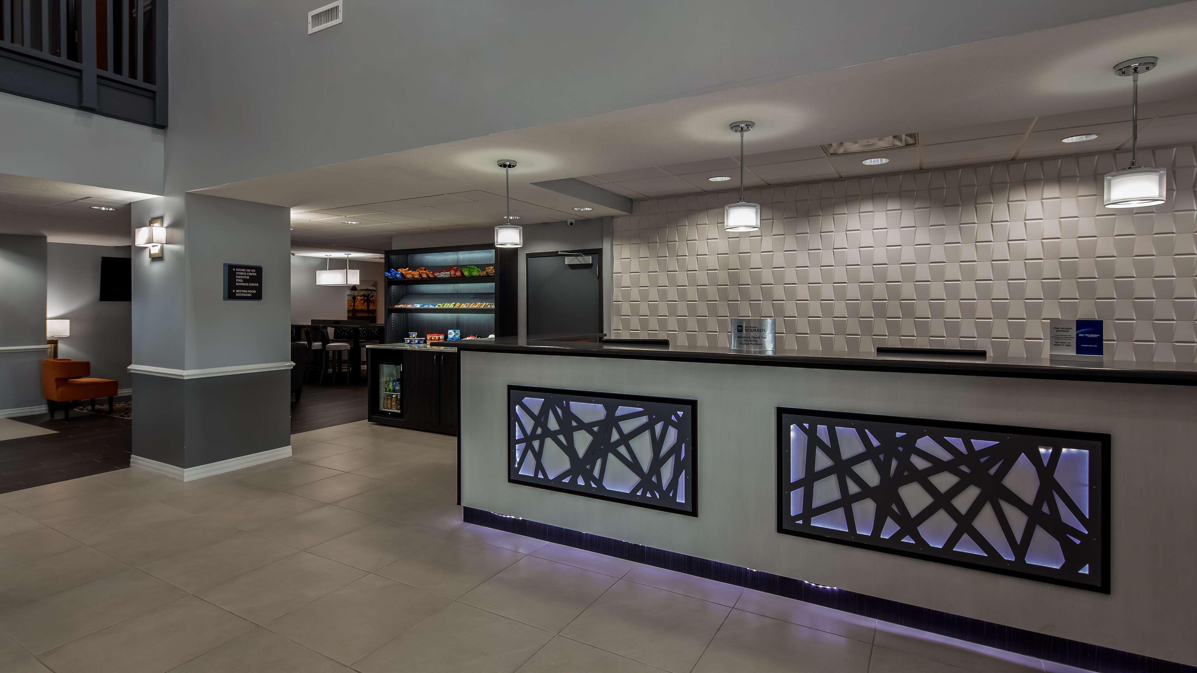 Best Western Plus New Caney Inn & Suites Екстер'єр фото