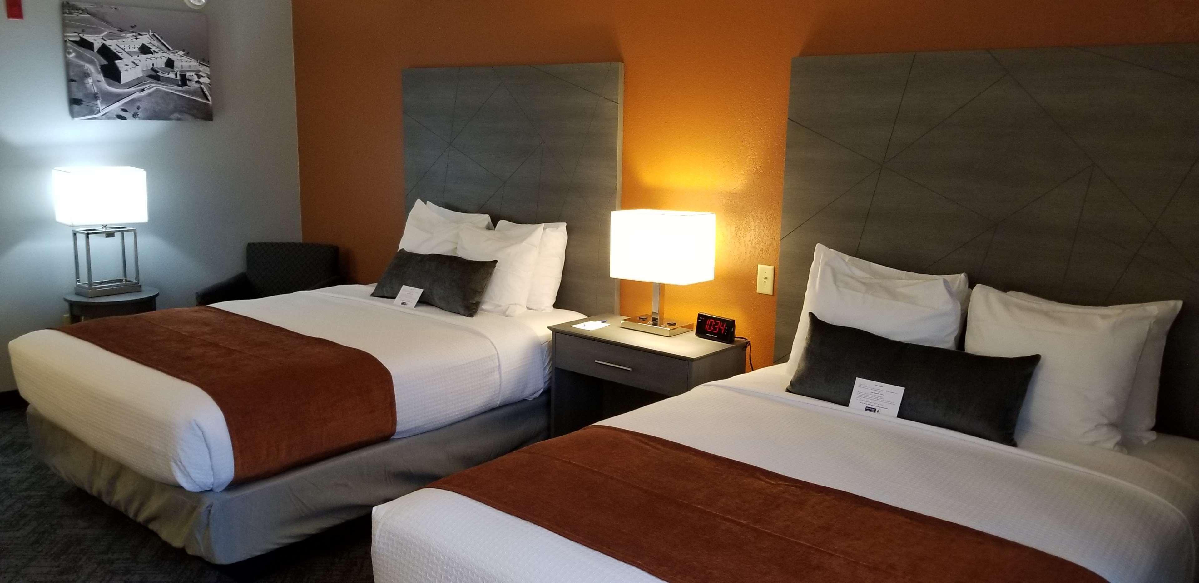 Best Western Plus New Caney Inn & Suites Екстер'єр фото